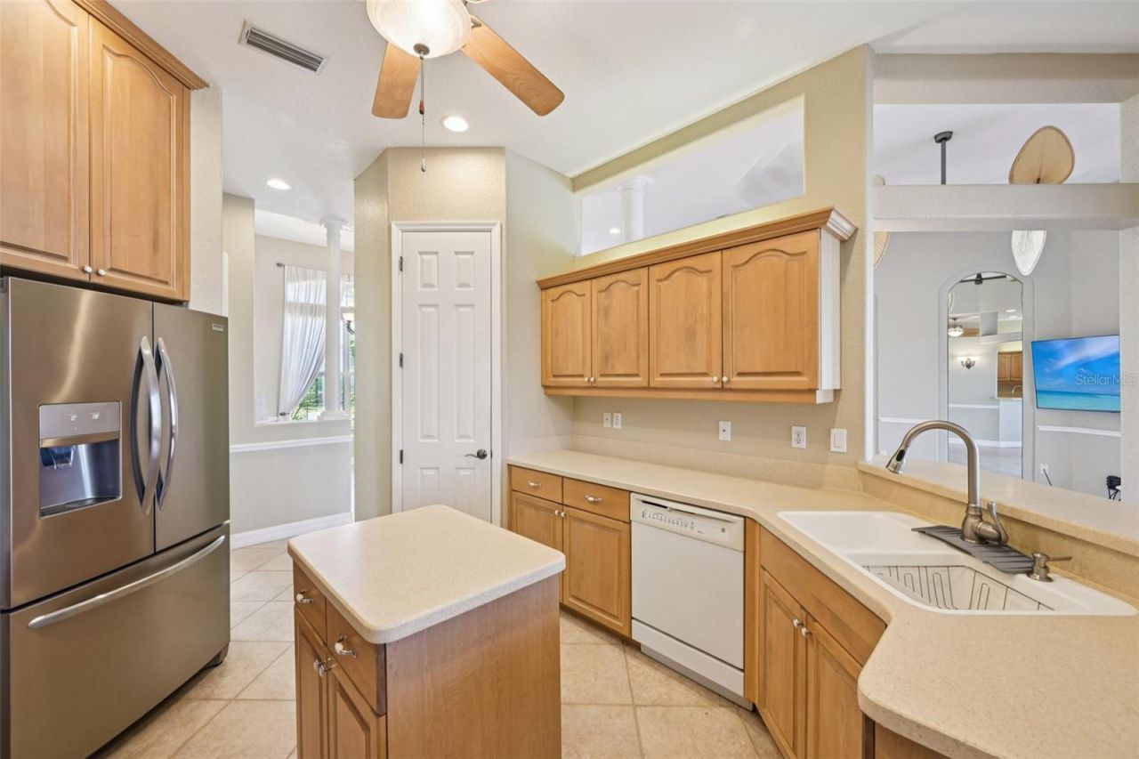 2160 W Hillsborough Boulevard, North Port, FL 34286 Photo