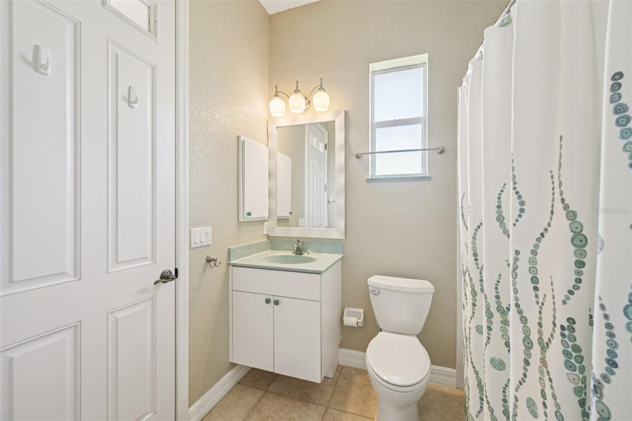 2160 W Hillsborough Boulevard, North Port, FL 34286 Photo