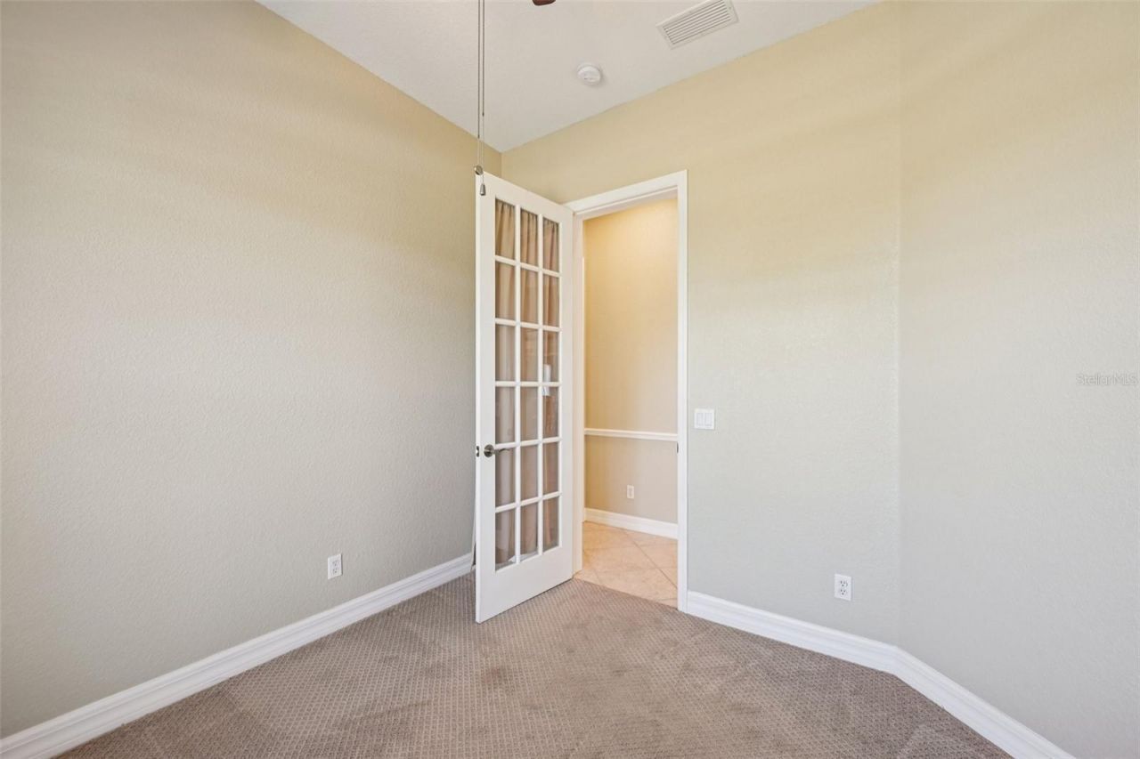 2160 W Hillsborough Boulevard, North Port, FL 34286 Photo