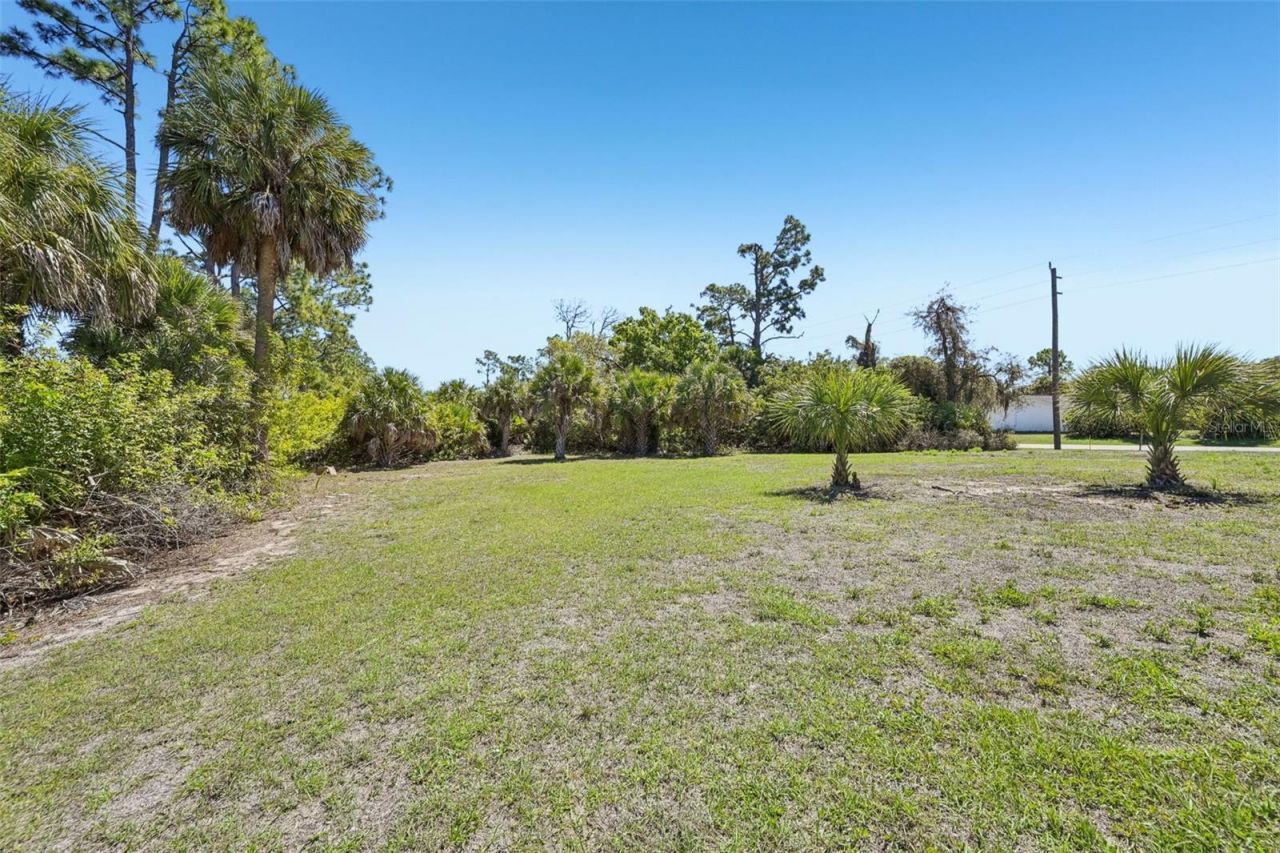 2160 W Hillsborough Boulevard, North Port, FL 34286 Photo