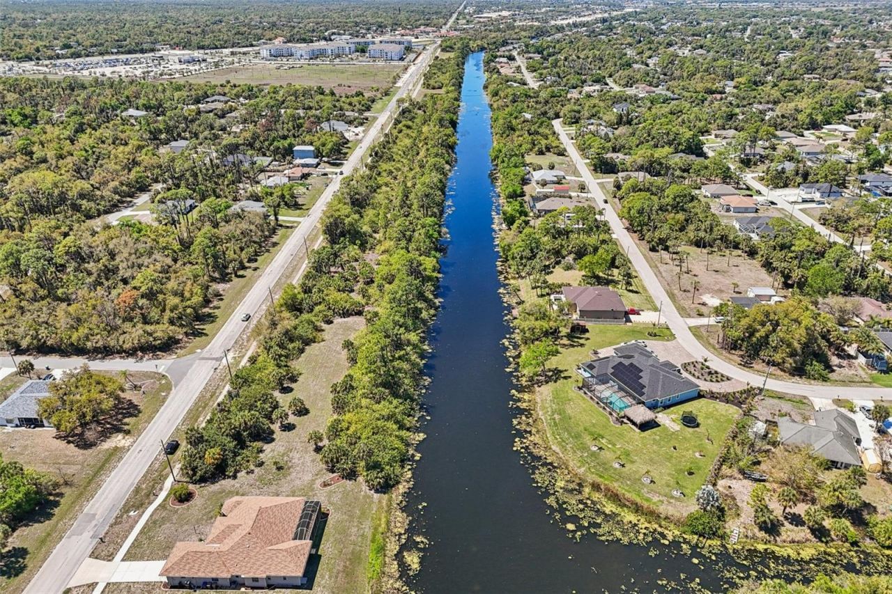 2160 W Hillsborough Boulevard, North Port, FL 34286 Photo