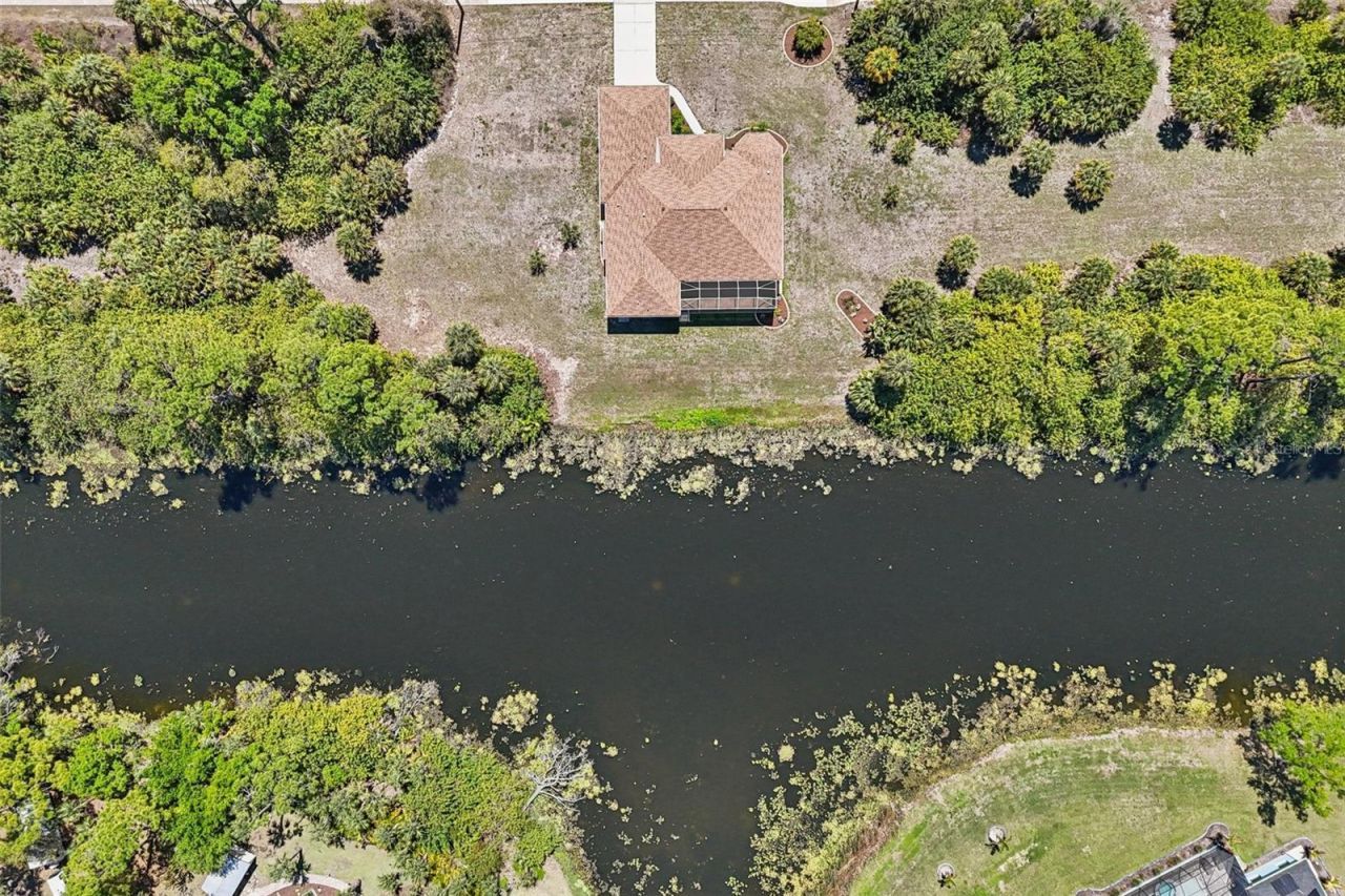 2160 W Hillsborough Boulevard, North Port, FL 34286 Photo