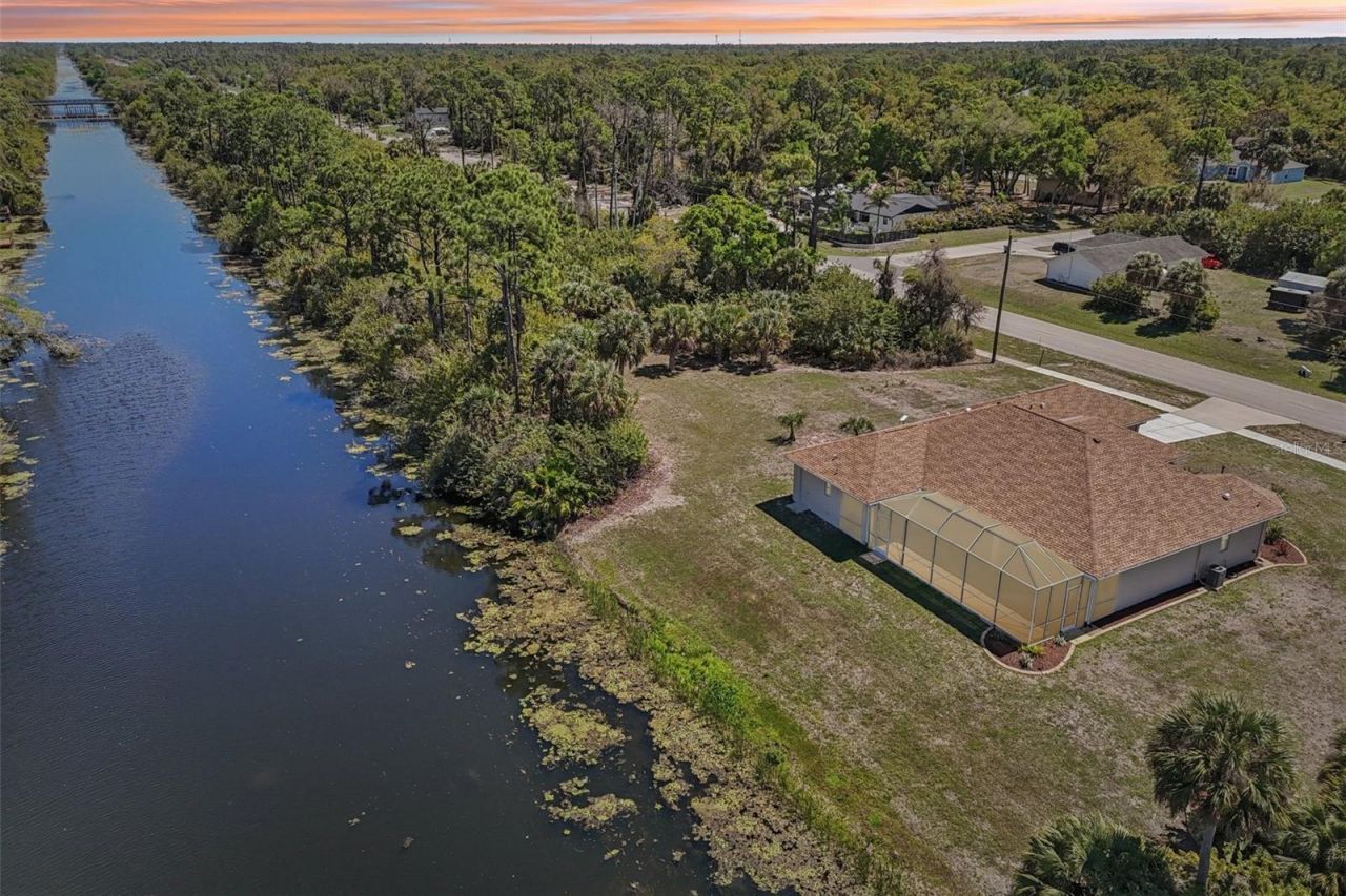 2160 W Hillsborough Boulevard, North Port, FL 34286 Photo