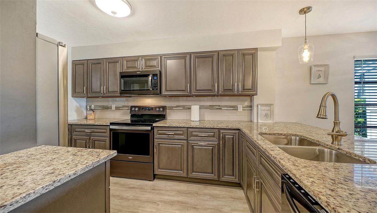 1249 Dockside Place, Unit 110, Sarasota, FL 34242 Photo