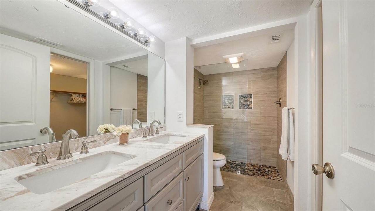 1249 Dockside Place, Unit 110, Sarasota, FL 34242 Photo