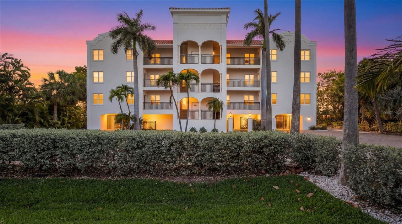 3110 1st Street W, Unit 101, Saint Pete Beach, FL 33706 Photo