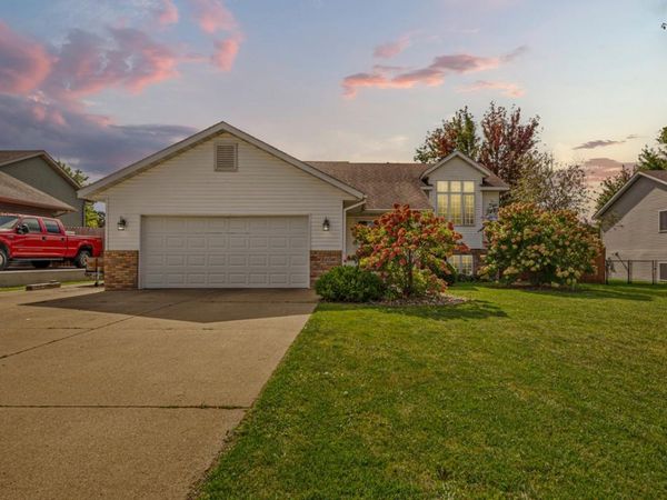 885 Lee Street NE, Owatonna, MN 55060