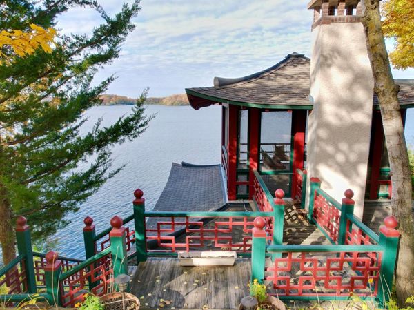 28100 Woodside Road, Excelsior, MN 55331