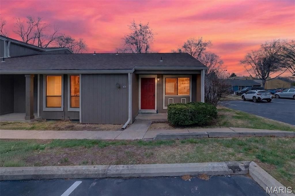 54 Breezy Knoll Lane, Lake Saint Louis, MO 63367 Main Photo