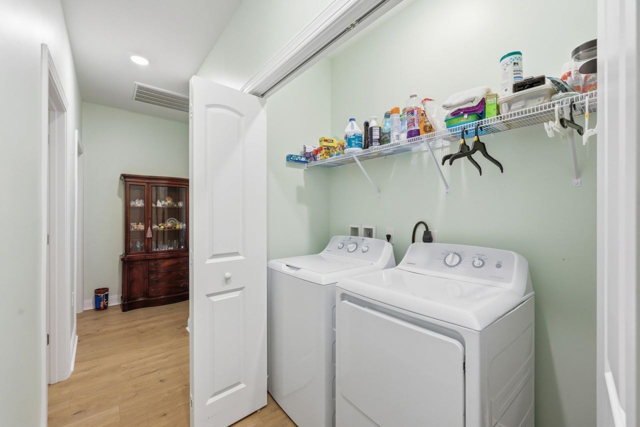 1700 Wren St. Photo 11