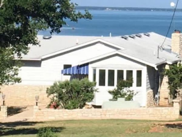 138 Suzann LN, Burnet, TX 78611