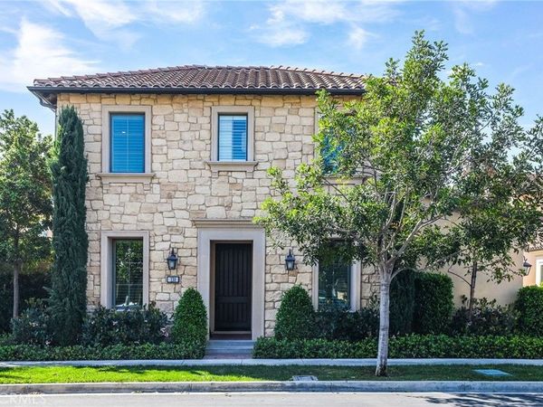 130 Donati, Irvine, CA 92602