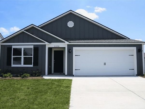 11590 Shortleaf Lane, Moundville, AL 35474