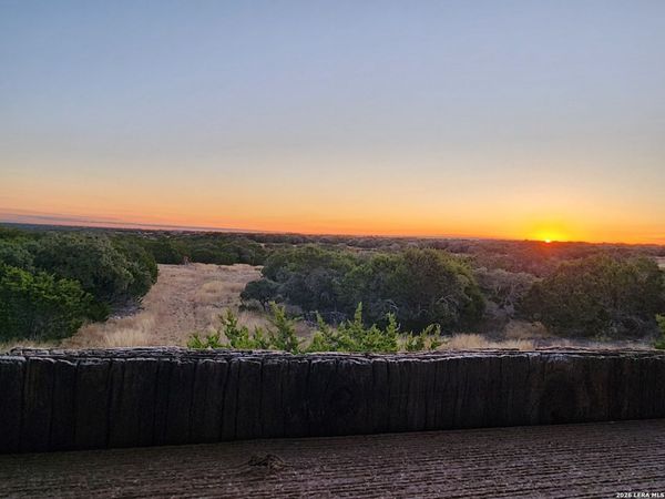 1985 KC 443, Harper, TX 78631