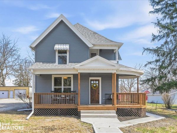 121 N 3rd Avenue, Villisca, IA 50864