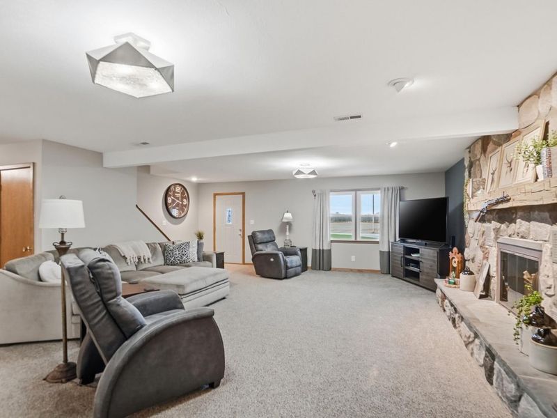 24702 Buckland Holden Road, Waynesfield, OH 45896 Photo 11