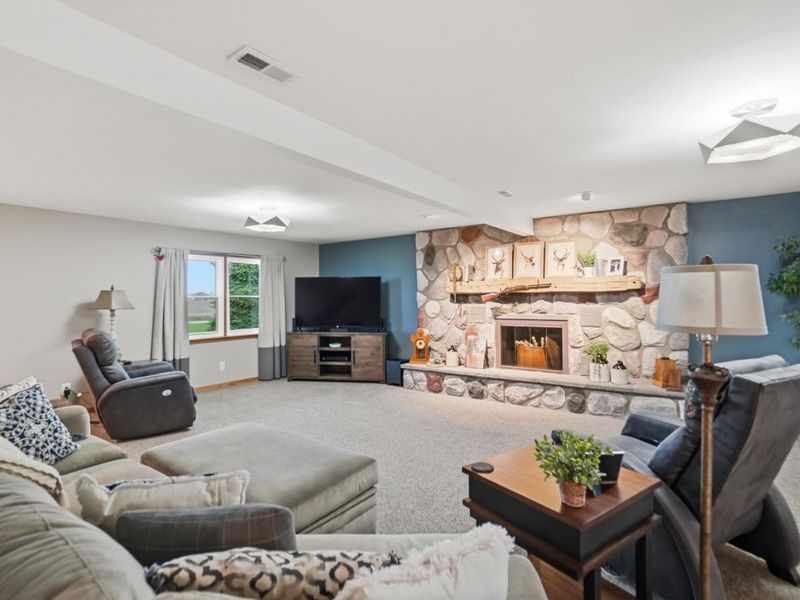 24702 Buckland Holden Road, Waynesfield, OH 45896 Photo 12