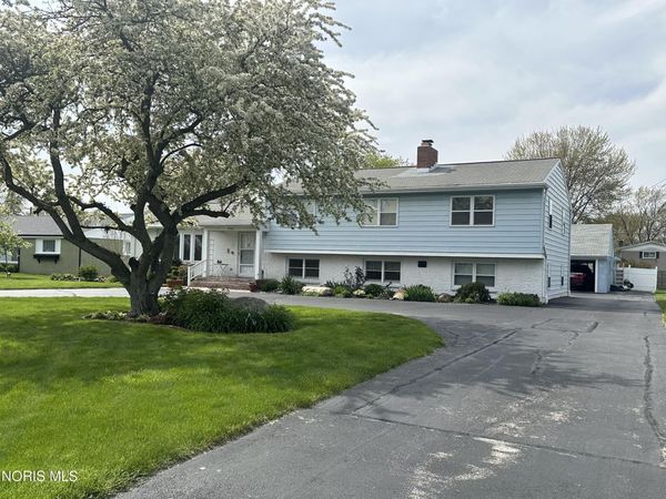 5930 N River Road , Waterville, OH 43566