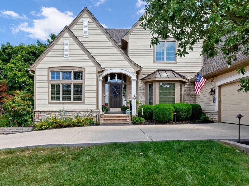 665 Matthews Brook Lane, Powell, OH 43065 Photo 2