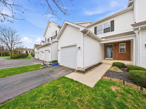3984 Hill Park Road , Unit 11, Hilliard, OH 43026