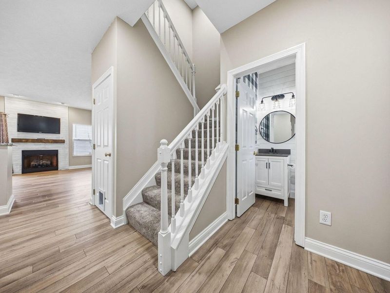 3984 Hill Park Road , Unit 11, Hilliard, OH 43026 Photo 3