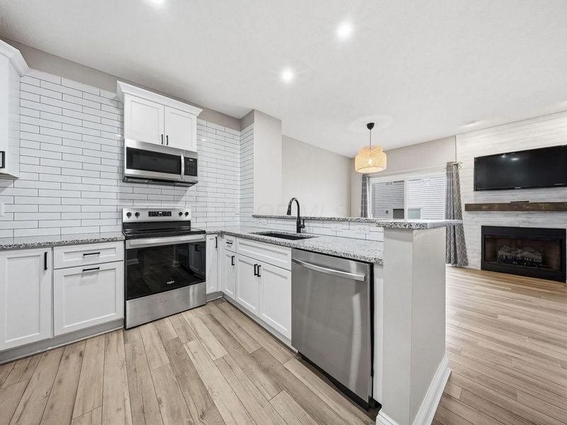 3984 Hill Park Road , Unit 11, Hilliard, OH 43026 Photo 5