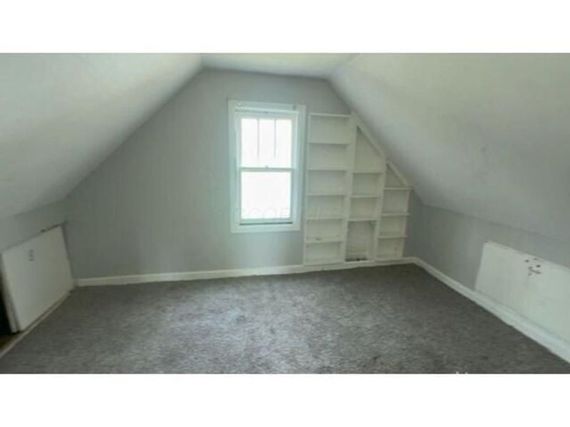 562 Ashwood Road , Columbus, OH 43207 Photo 9