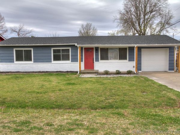 303 E Fry Place, Claremore, OK 74017
