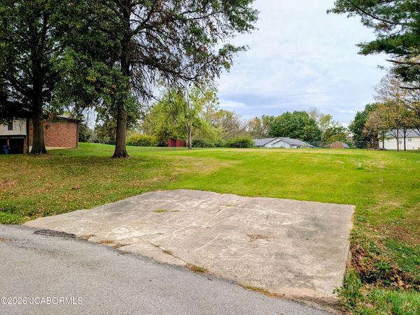 333 W FOREST LANE, Jefferson City, MO 65109