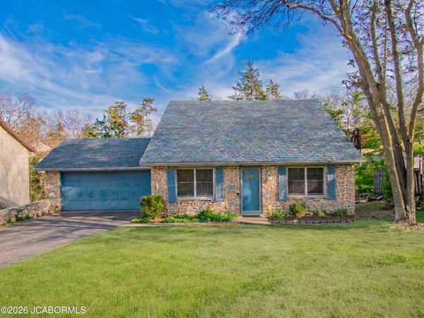 2308 INDEPENDENCE COURT, Jefferson City, MO 65109