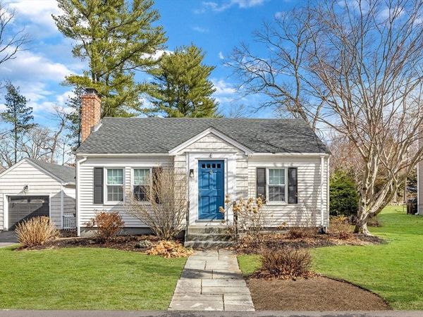 8 Clifton Road, Natick, MA 01760