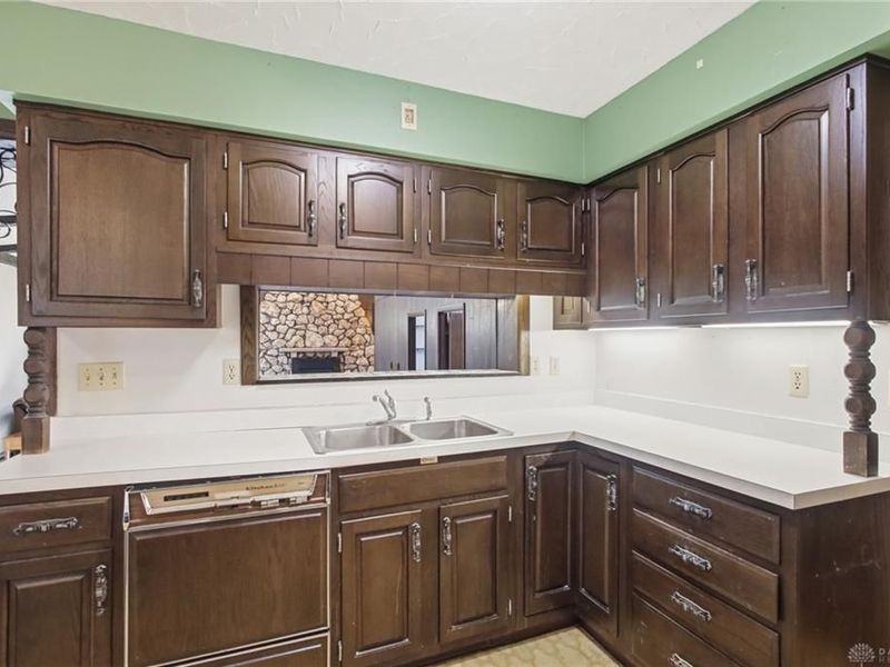 819 Waldrun Avenue, Riverside, OH 45404 Photo 10