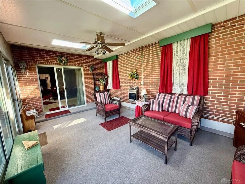 819 Waldrun Avenue, Riverside, OH 45404 Photo 11