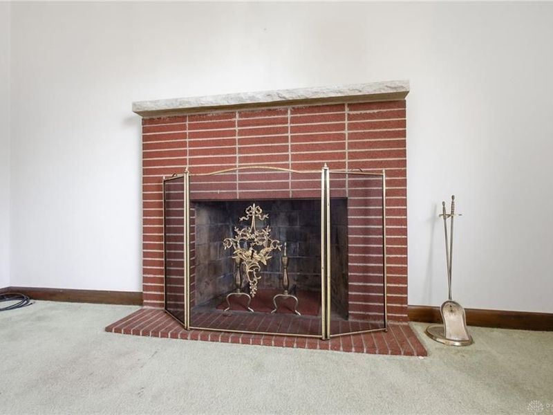 819 Waldrun Avenue, Riverside, OH 45404 Photo 5