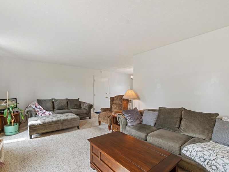 3518 Danbury Road, Fairfield, OH 45014 Photo 4