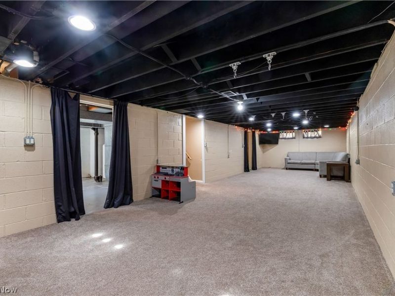 6616 Kingsdale Boulevard, Parma Heights, OH 44130 Photo 20