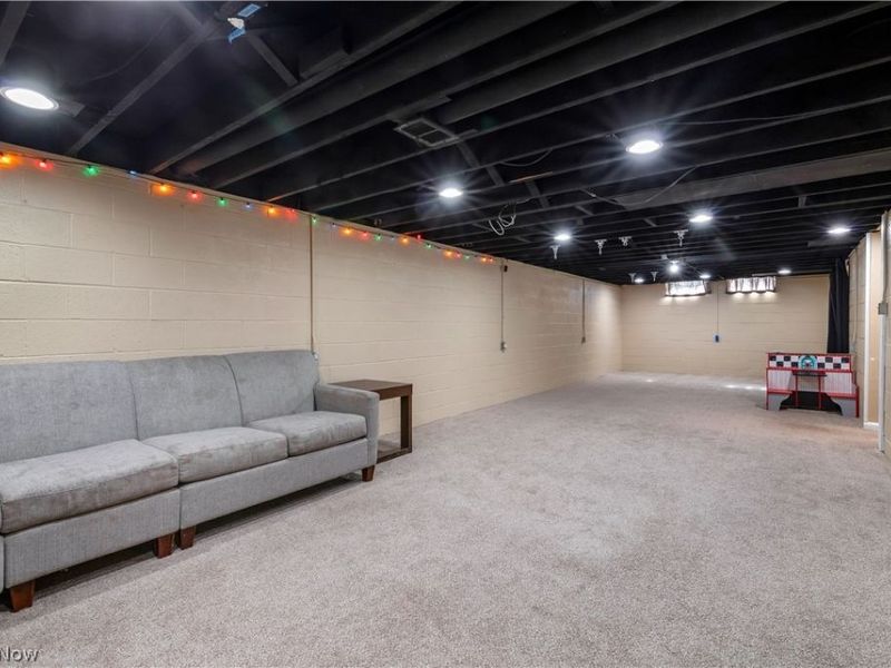 6616 Kingsdale Boulevard, Parma Heights, OH 44130 Photo 21