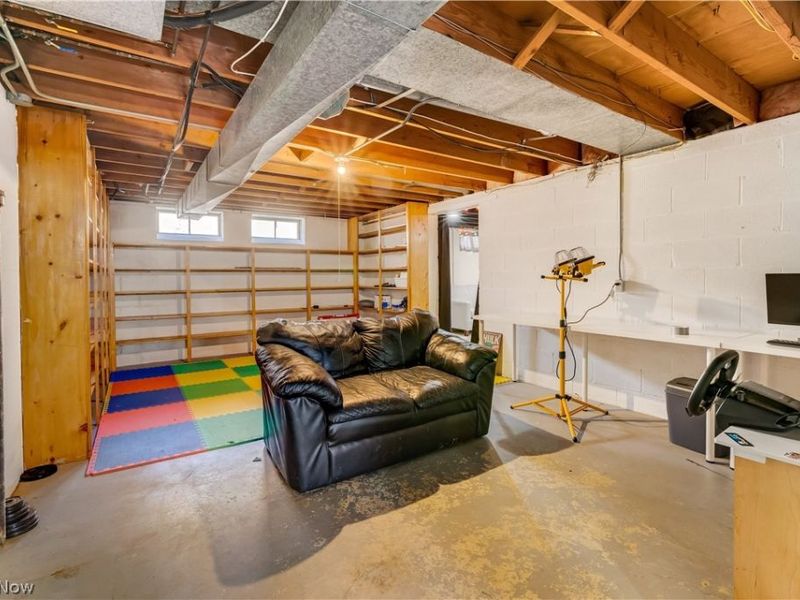 6616 Kingsdale Boulevard, Parma Heights, OH 44130 Photo 23