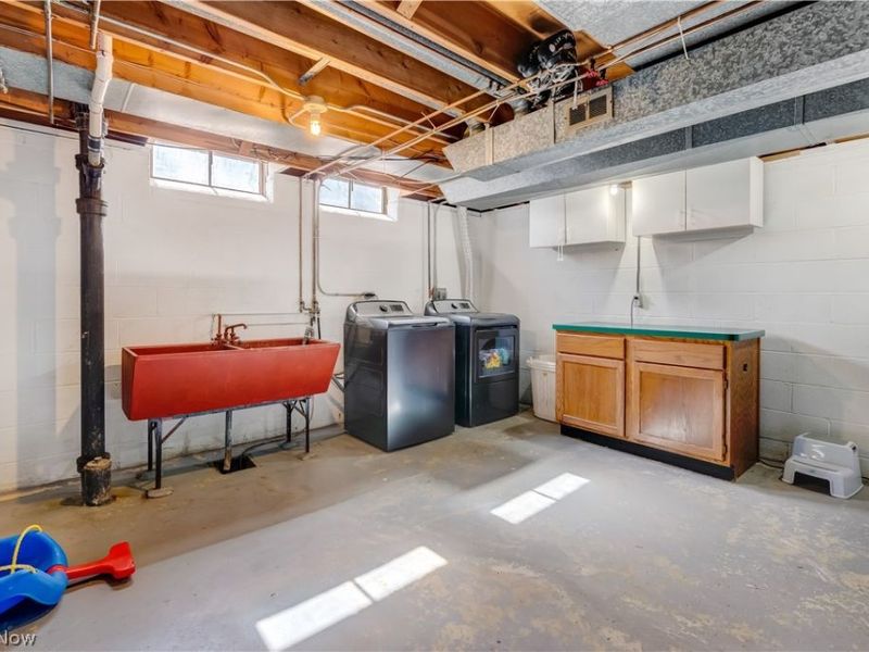 6616 Kingsdale Boulevard, Parma Heights, OH 44130 Photo 24