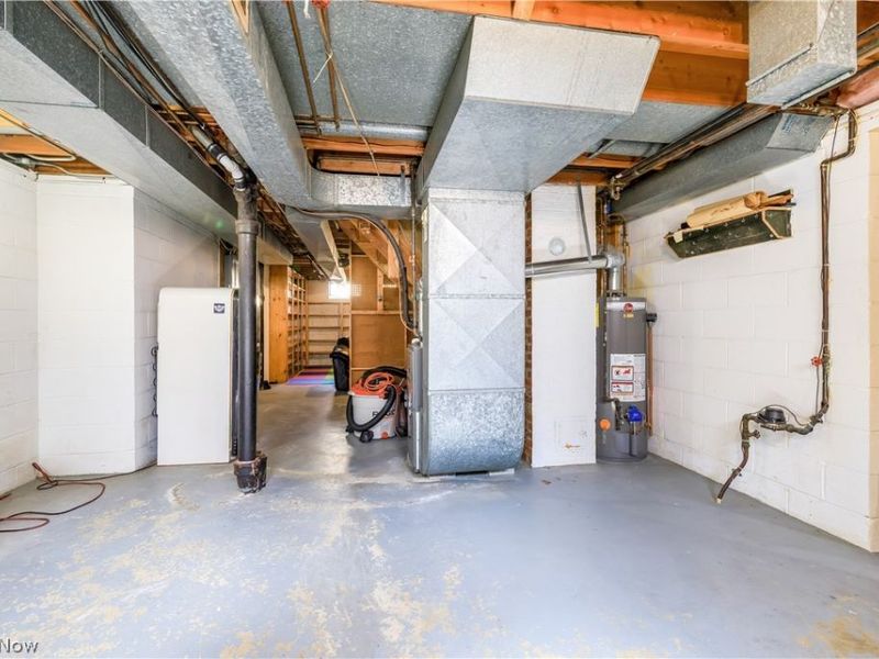 6616 Kingsdale Boulevard, Parma Heights, OH 44130 Photo 25