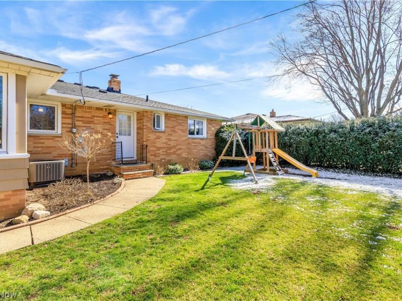 6616 Kingsdale Boulevard, Parma Heights, OH 44130 Photo 31