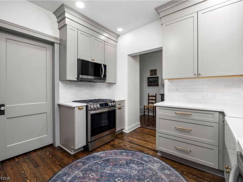 150 Denison Avenue, Elyria, OH 44035 Photo 4