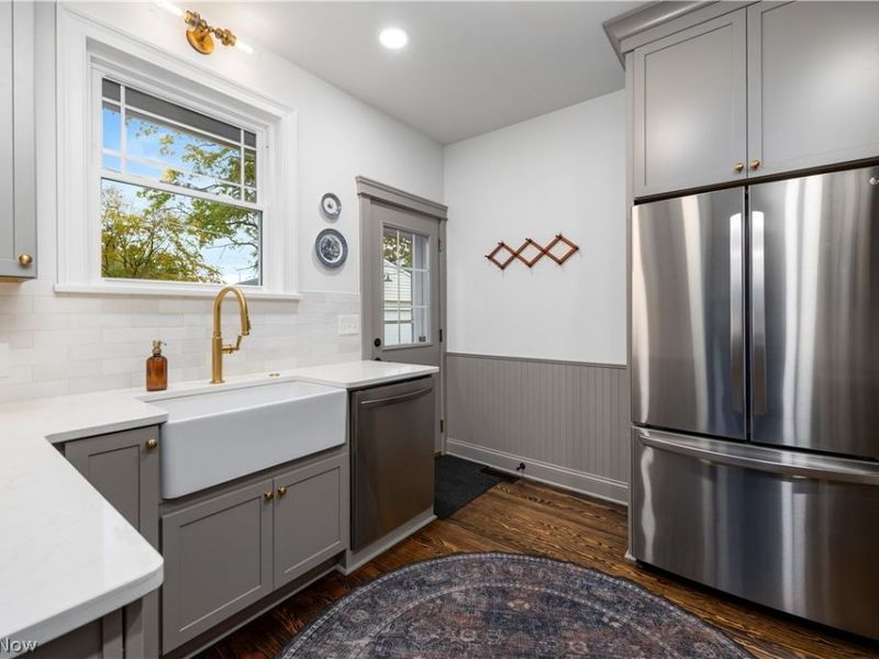 150 Denison Avenue, Elyria, OH 44035 Photo 6