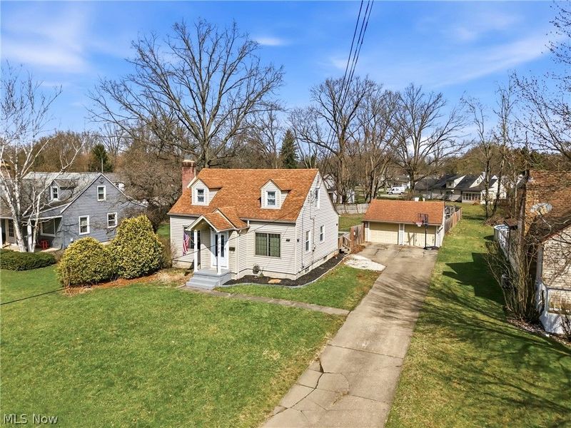 2138 Hermosa Drive , Youngstown, OH 44511 Photo 2