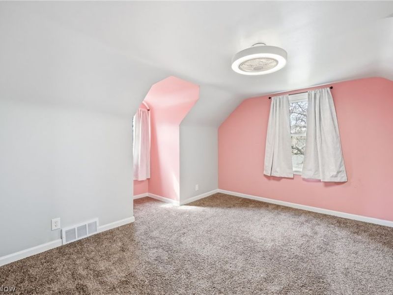 2138 Hermosa Drive , Youngstown, OH 44511 Photo 22