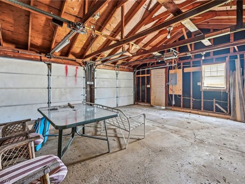 2138 Hermosa Drive , Youngstown, OH 44511 Photo 32