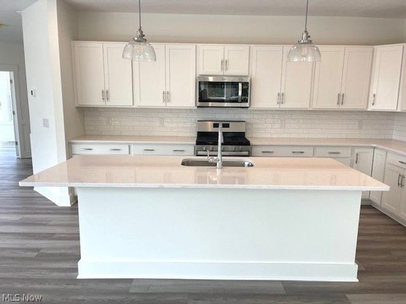 26317 Grand View Drive, Olmsted Township, OH 44138 Photo 6