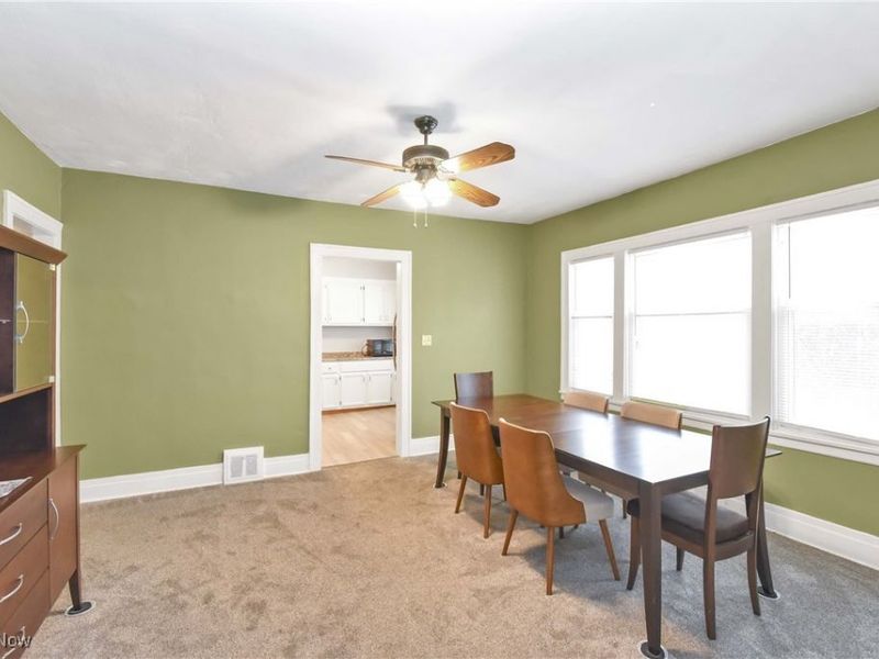 2477 Lee Road, Cleveland Heights, OH 44118 Photo 11