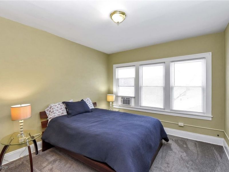 2477 Lee Road, Cleveland Heights, OH 44118 Photo 21