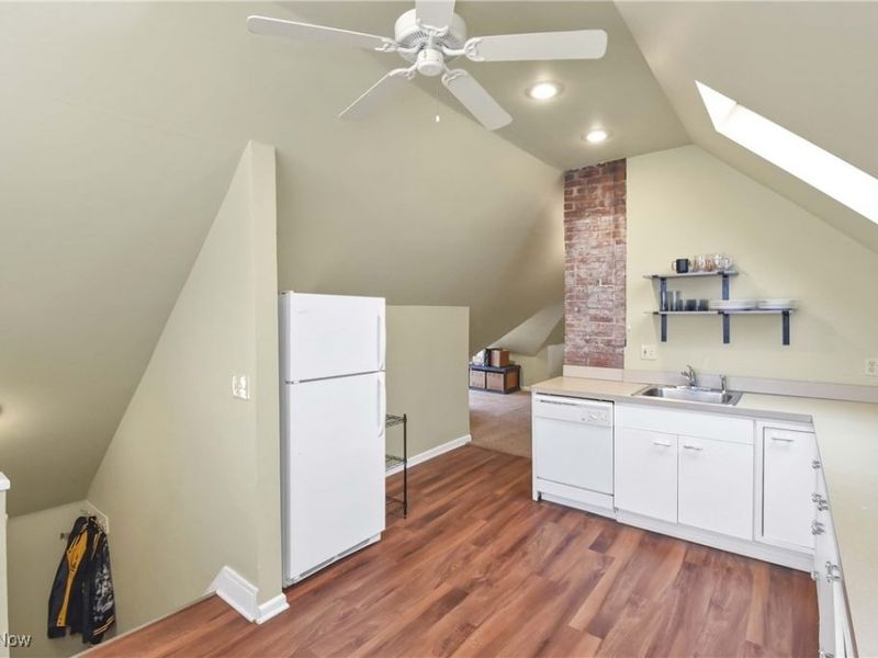 2477 Lee Road, Cleveland Heights, OH 44118 Photo 23